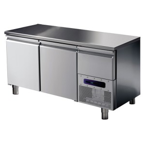 Tavolo refrigerato per pasticceria a 2 porte con 6 guide 60x40 cm con piano in inox, -2 °c/+8 °c
