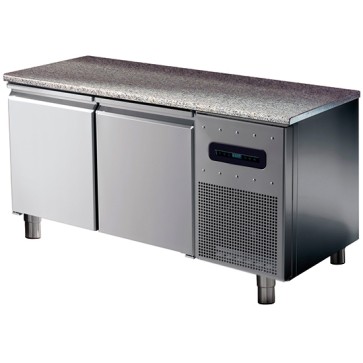 Tavolo refrigerato pasticceria con hccp sistema 2 porte 6 guide 60x40,2 griglie, piano in granito