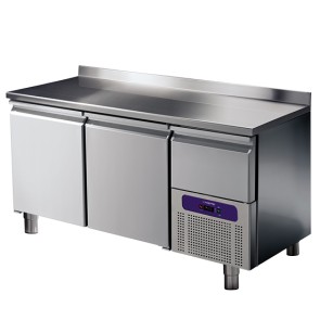 Tavolo refrigerato professionale 2 porte GN 1/1 con alzatina e cassetto refrigerato su vano motore, -2 °/+8 °C