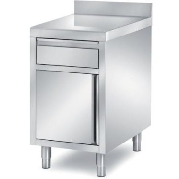 Tavolo armadiato con 1 anta a battente e 1 cassetto, alzatina posteriore mm 500x700x850 h