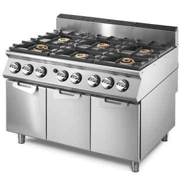 Cucina a gas con 2 bruciatori da 16 kW e 4 bruciatori da 6 kW su vano con porte
