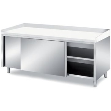 Tavolo panetteria con scorrevoli, piano h=30mm e alzatine in polietilene, ripiano intermedio regolabile, mm 2400x900x850 h