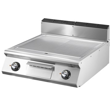 Fry-top elet. con piano stampato piastra 2/3 liscia e 1/3 rigata da banco
